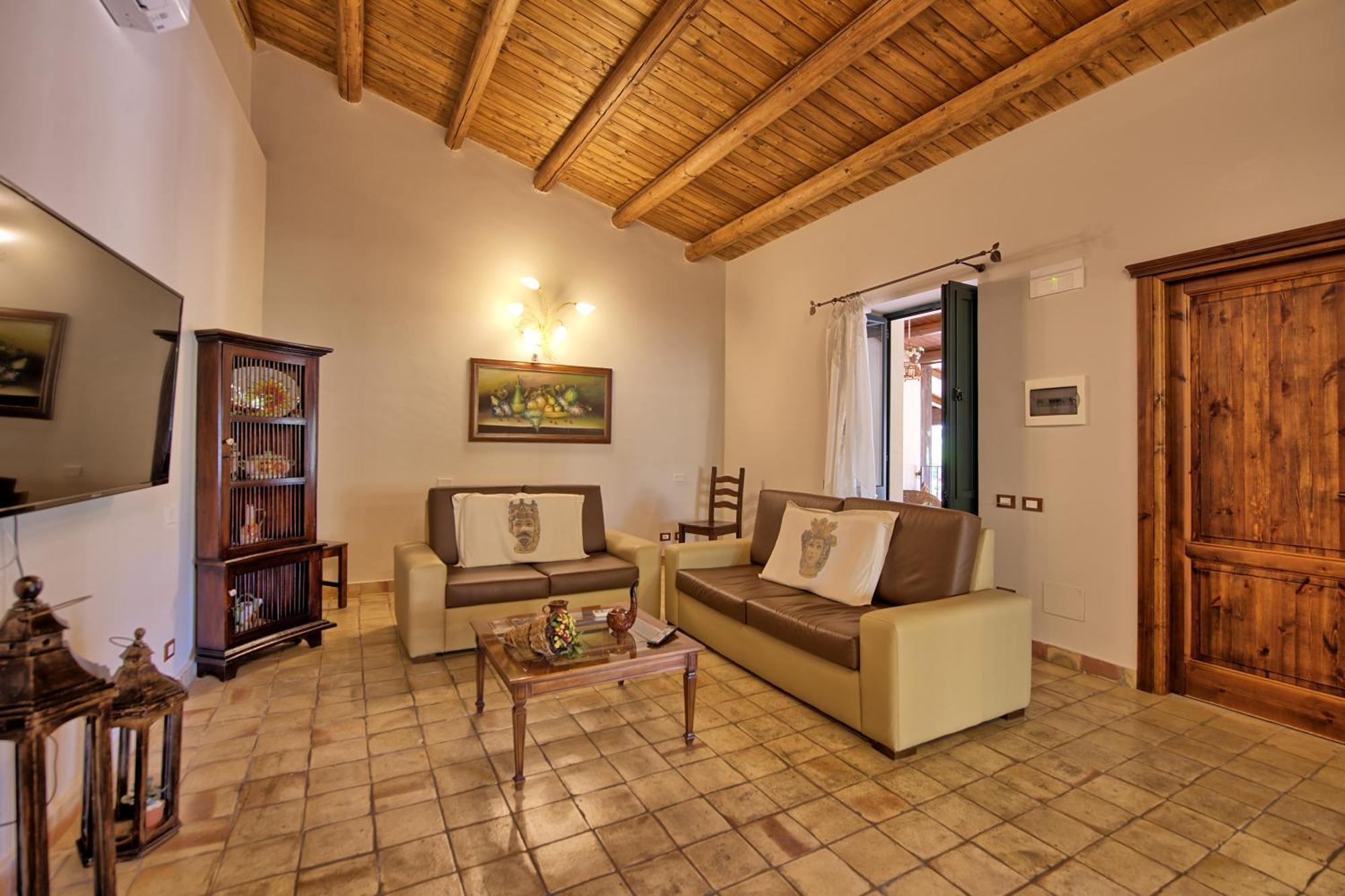 Villa Maddalena By Posarellivillas Palazzolo Acreide Exterior foto